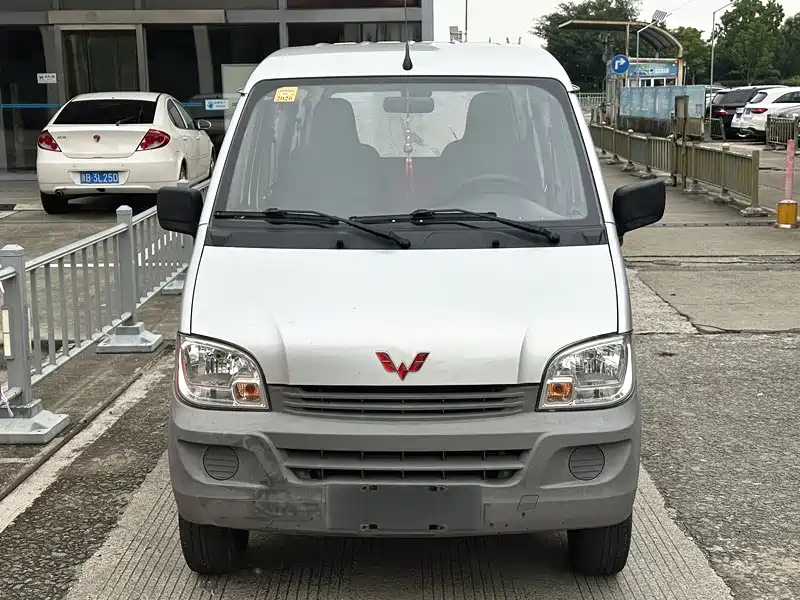 Wuling Zhiguang - фото 2