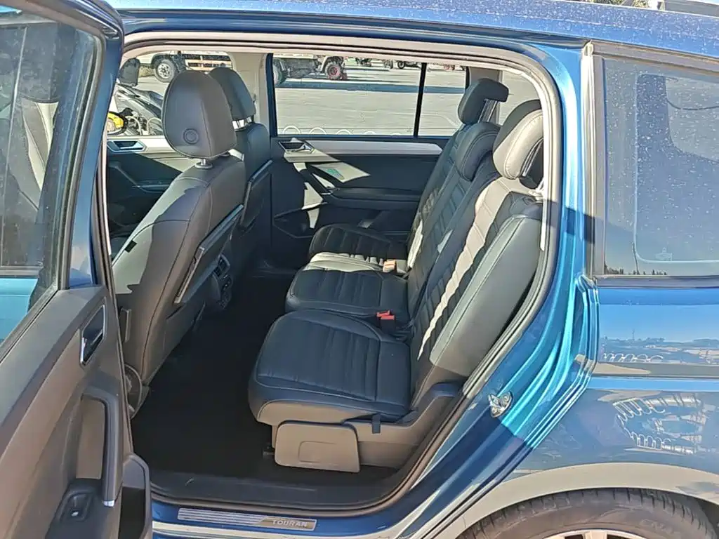 Volkswagen Touran — миниатюра 17