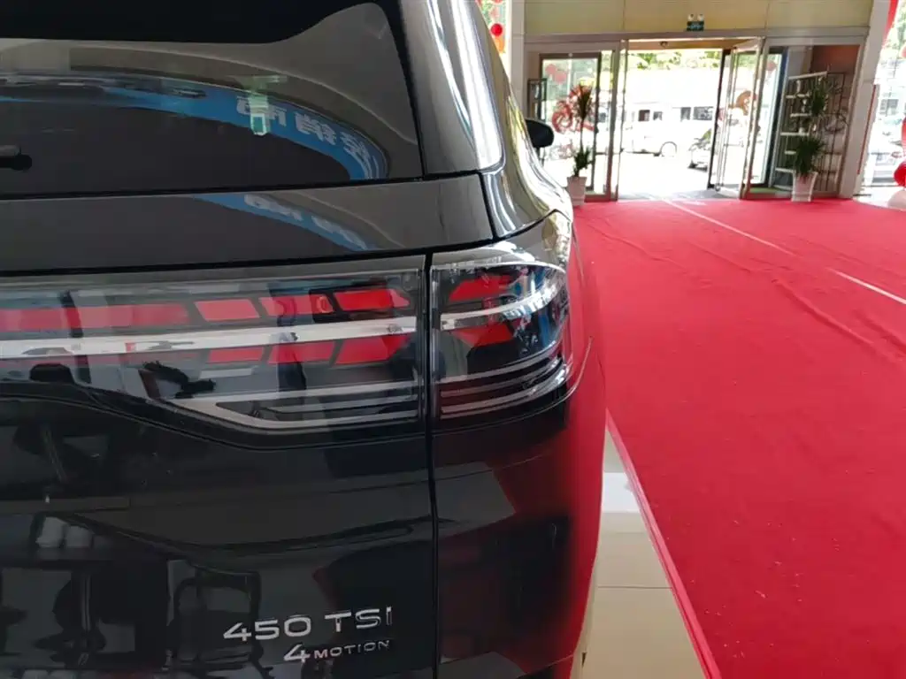 Volkswagen Viloran 2026 450TSI 6 мест