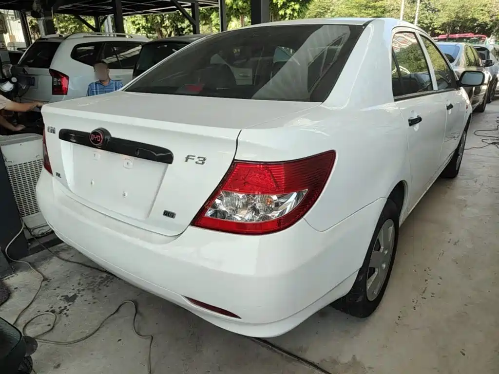 BYD F3 — миниатюра 7
