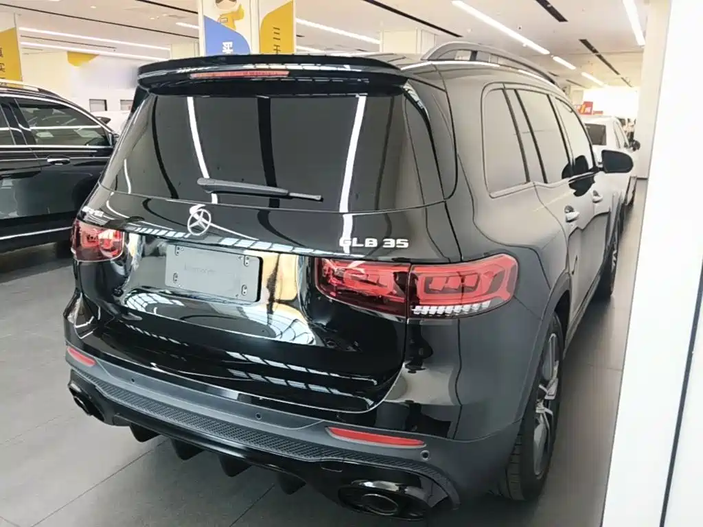 Mercedes-Benz GLB AMG — миниатюра 7