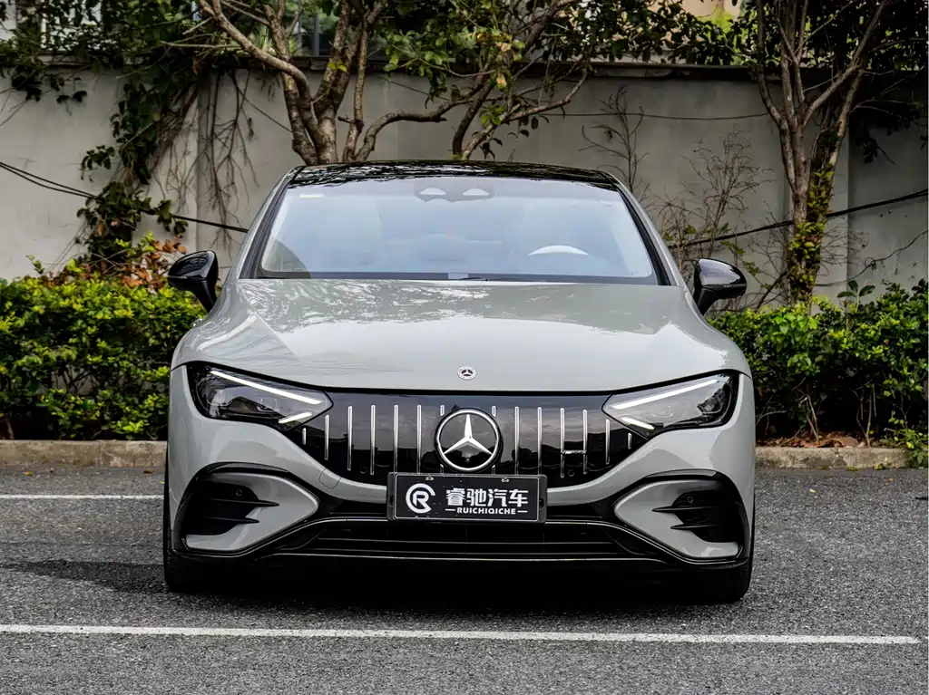Mercedes-Benz EQE AMG — миниатюра 2