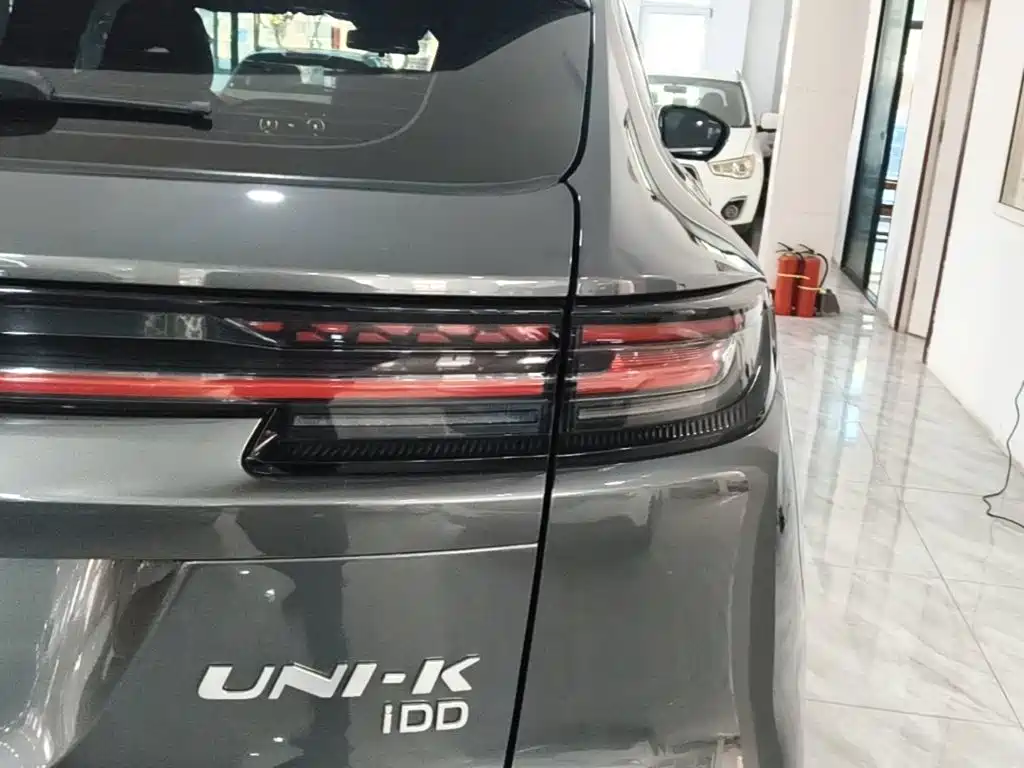 Changan UNI-K iDD — миниатюра 8