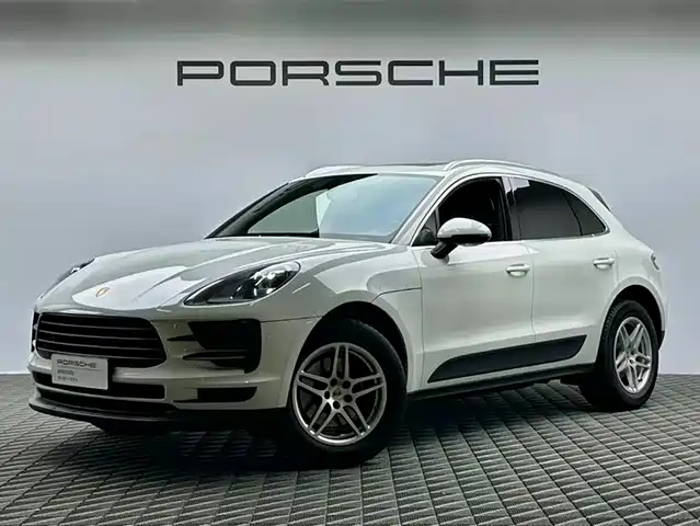 PORSCHE MACAN 2021
