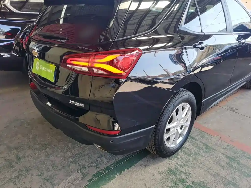 Chevrolet Equinox — миниатюра 8