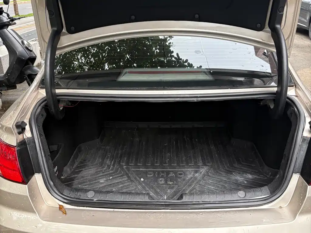 Geely Emgrand GL — миниатюра 14