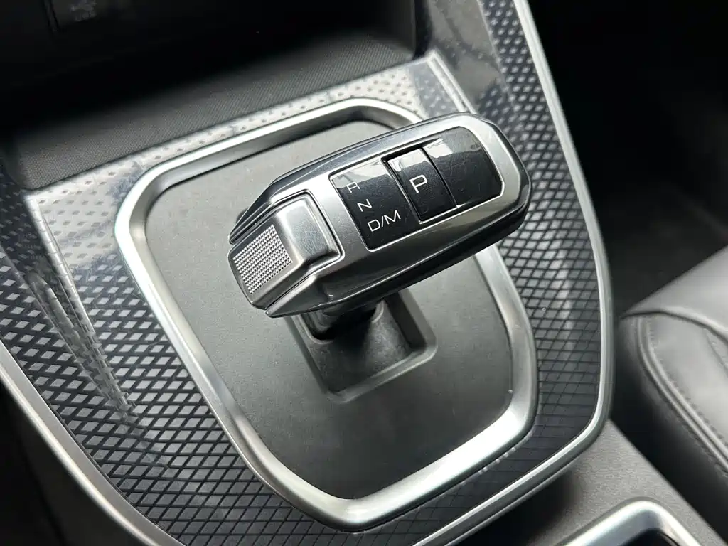 Haval M6 — миниатюра 8