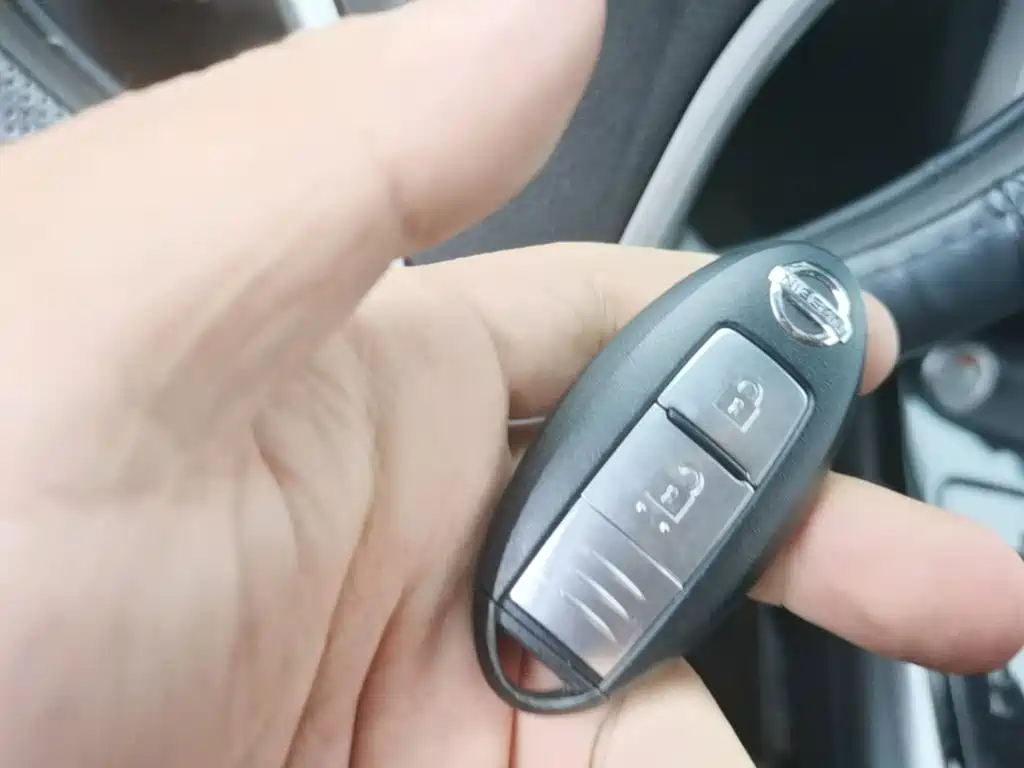 Nissan Tiida — миниатюра 12