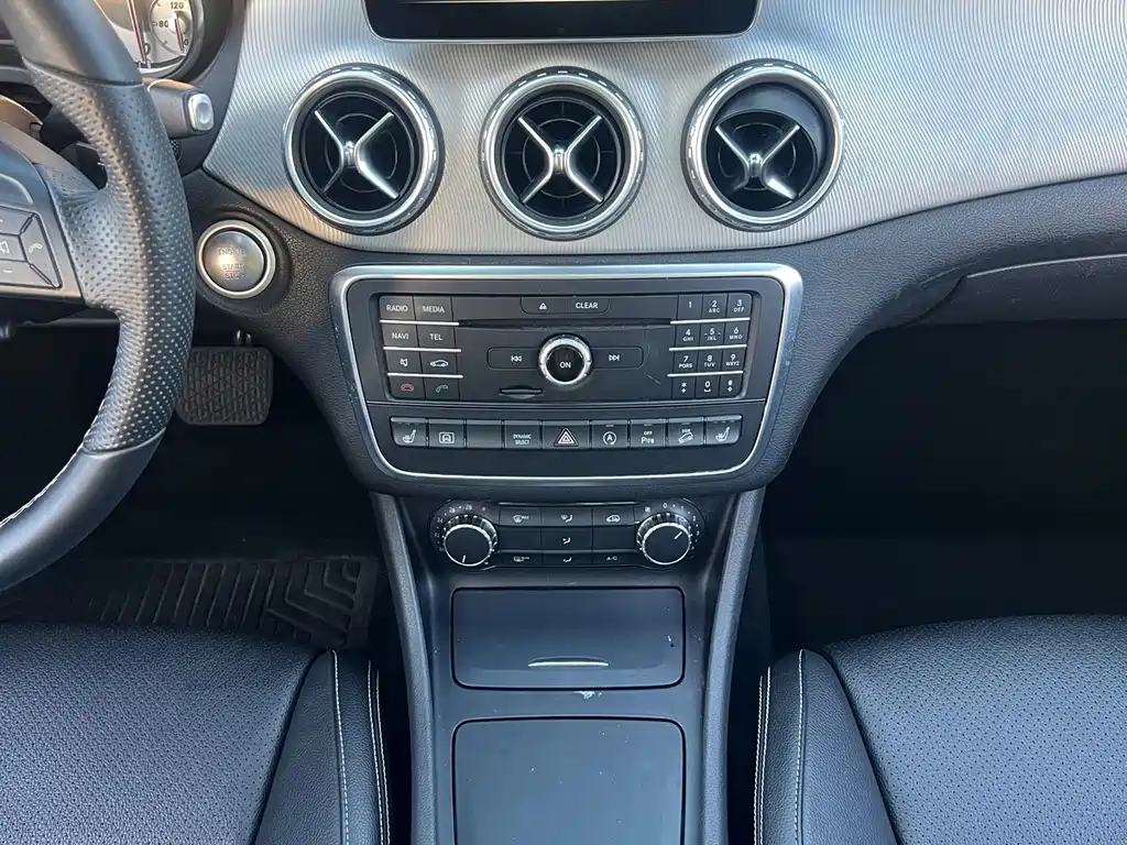Mercedes-Benz GLA — миниатюра 13