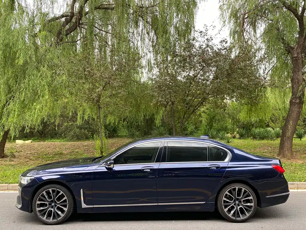 BMW 7 Series 7 2022 740Li xDrive Executive Luxury
