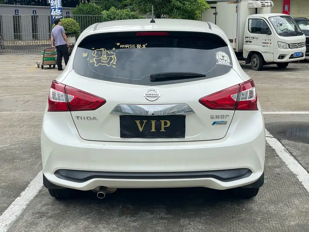 Nissan Tiida — миниатюра 16