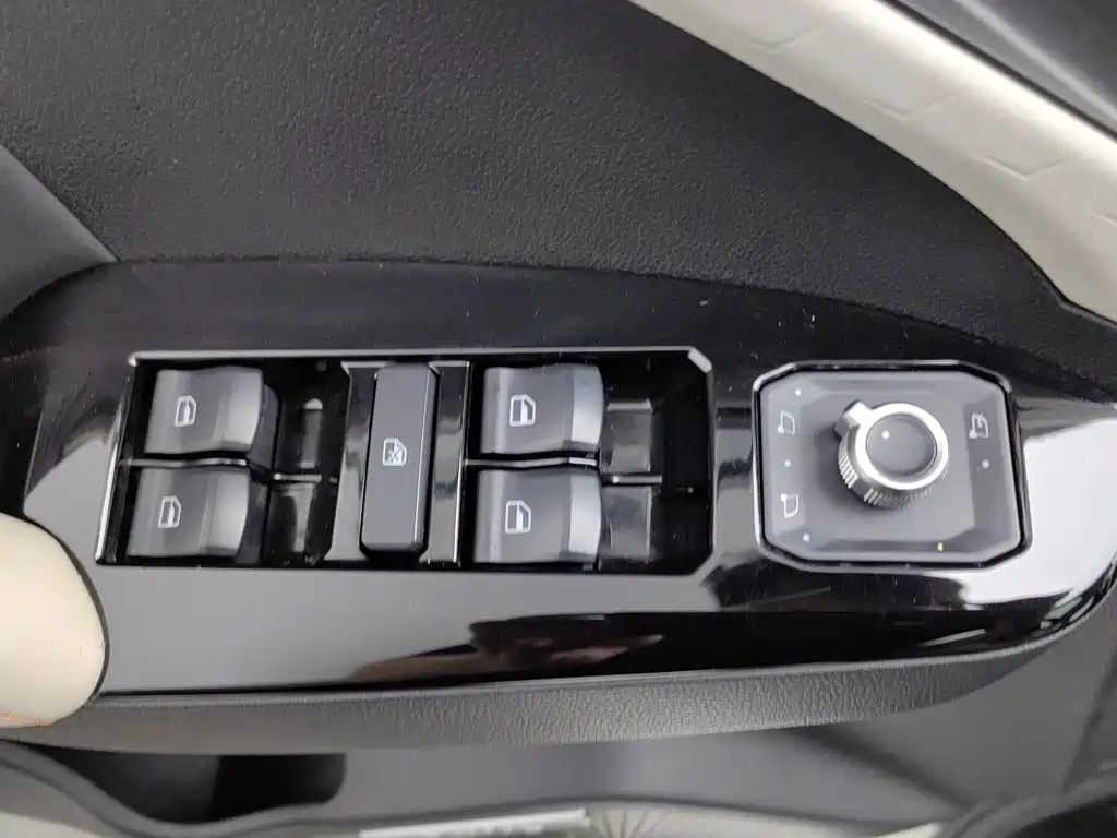 Haval Chitu — миниатюра 9