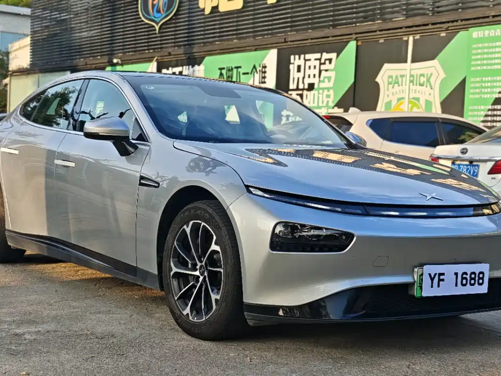 XPeng P7 — миниатюра 3