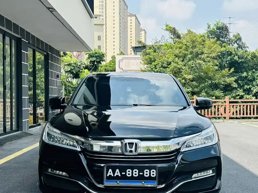 Honda Accord — миниатюра 2