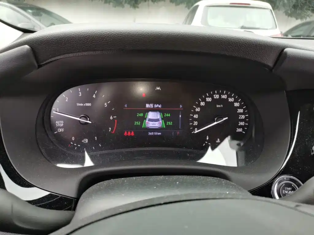 Buick Enclave — миниатюра 12