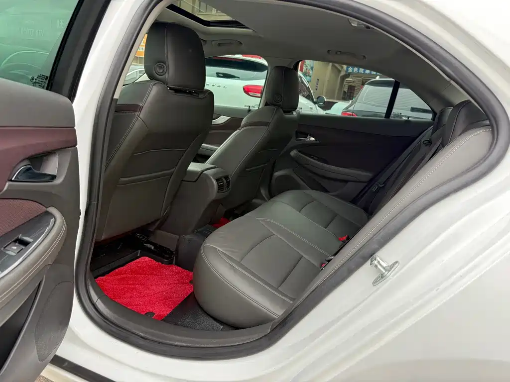 Chevrolet Malibu 530T Auto Luxury Edition, фото 12