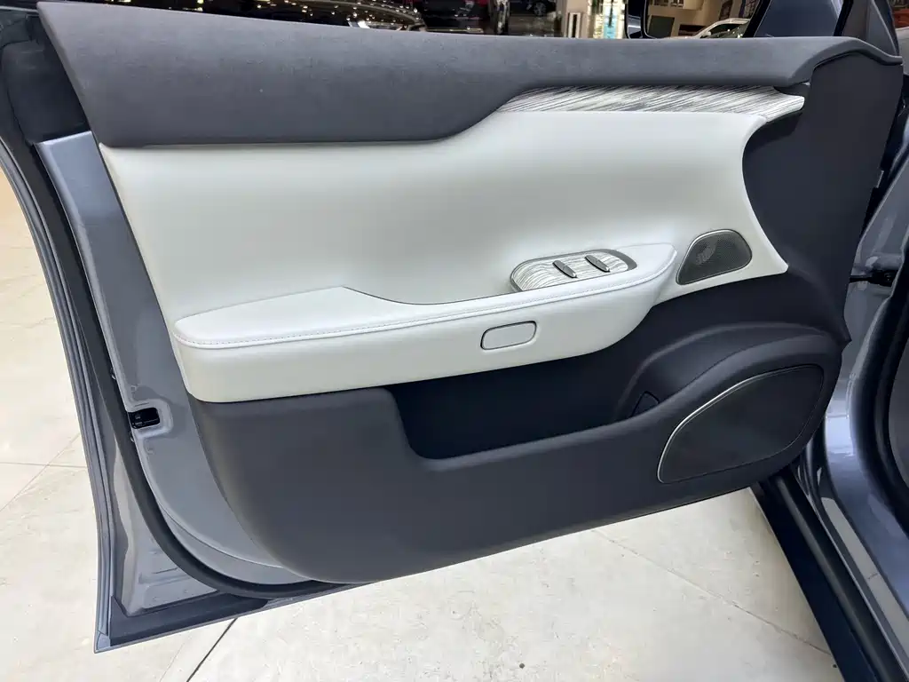 NIO ET7 2024 100kWh Executive