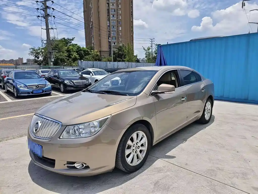 Buick LaCrosse 2012