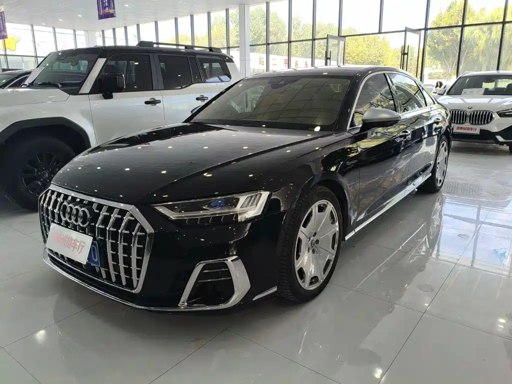 Audi A8