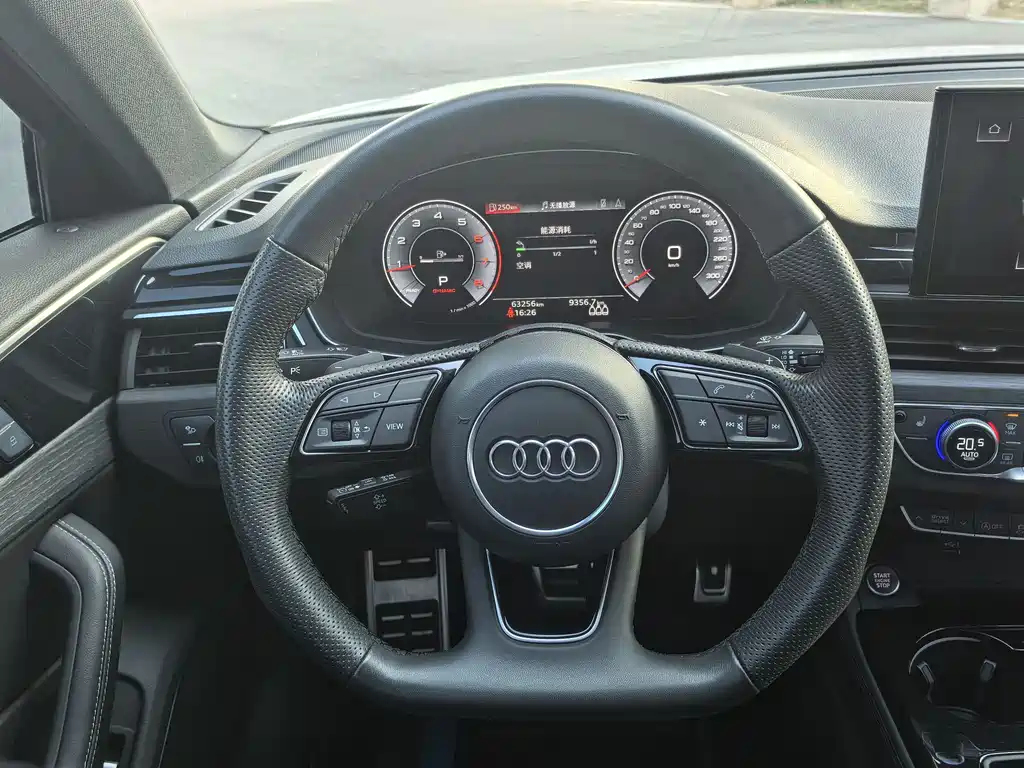 AUDI A4L