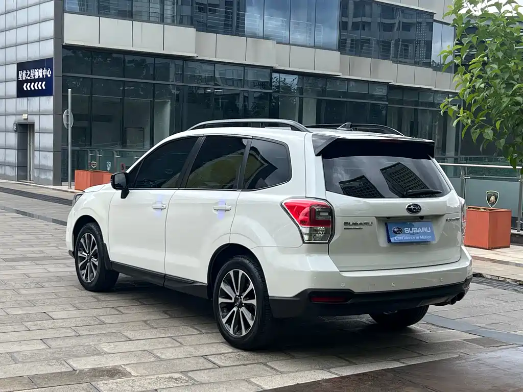 Subaru Forester 2018 2.5i Luxury EyeSight