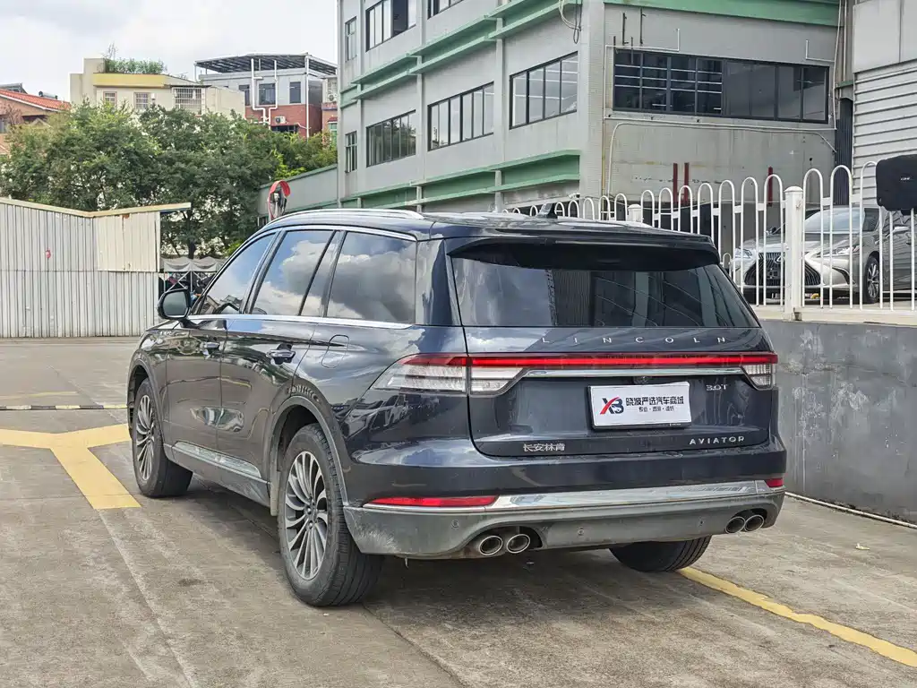 Lincoln Aviator 2021 3.0T V6