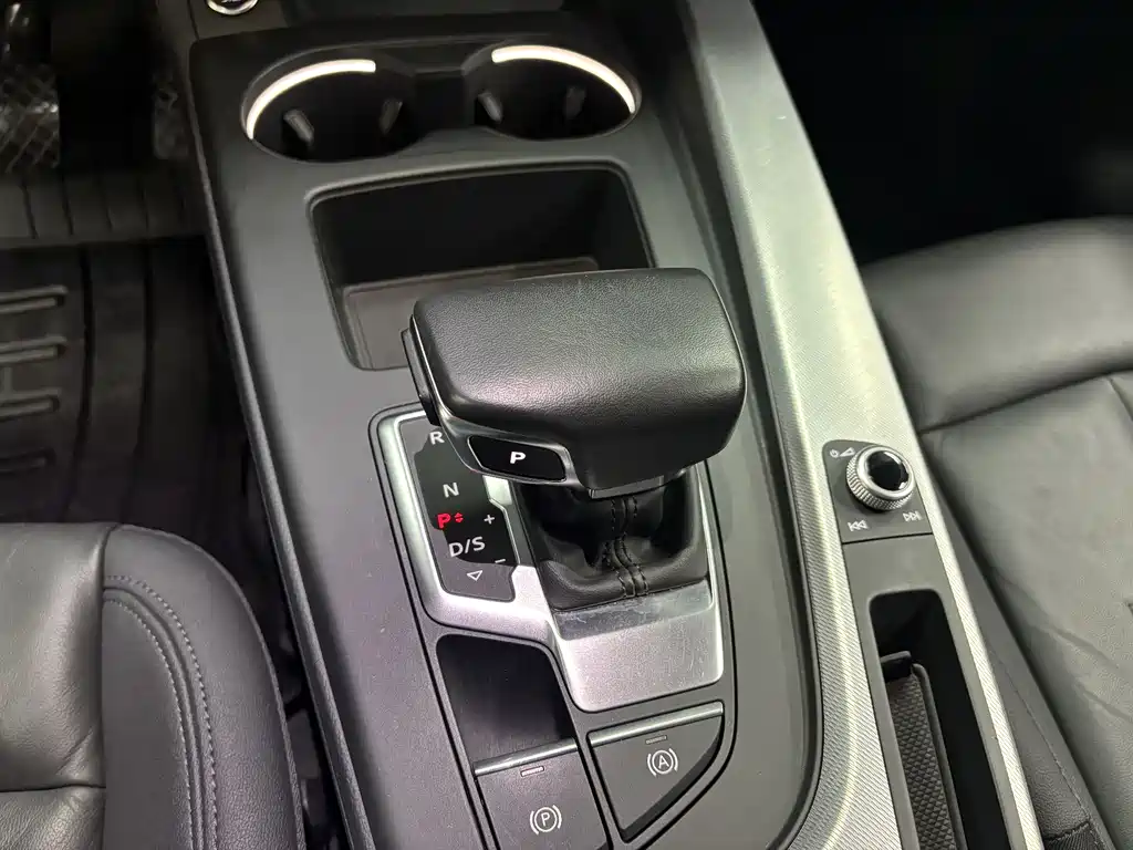 Audi A4 2021 Avant 40 TFSI Fashion