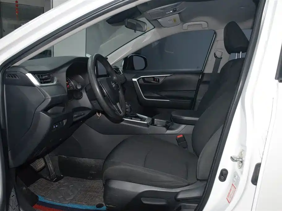 Toyota RAV4 2022 2.0L CVT