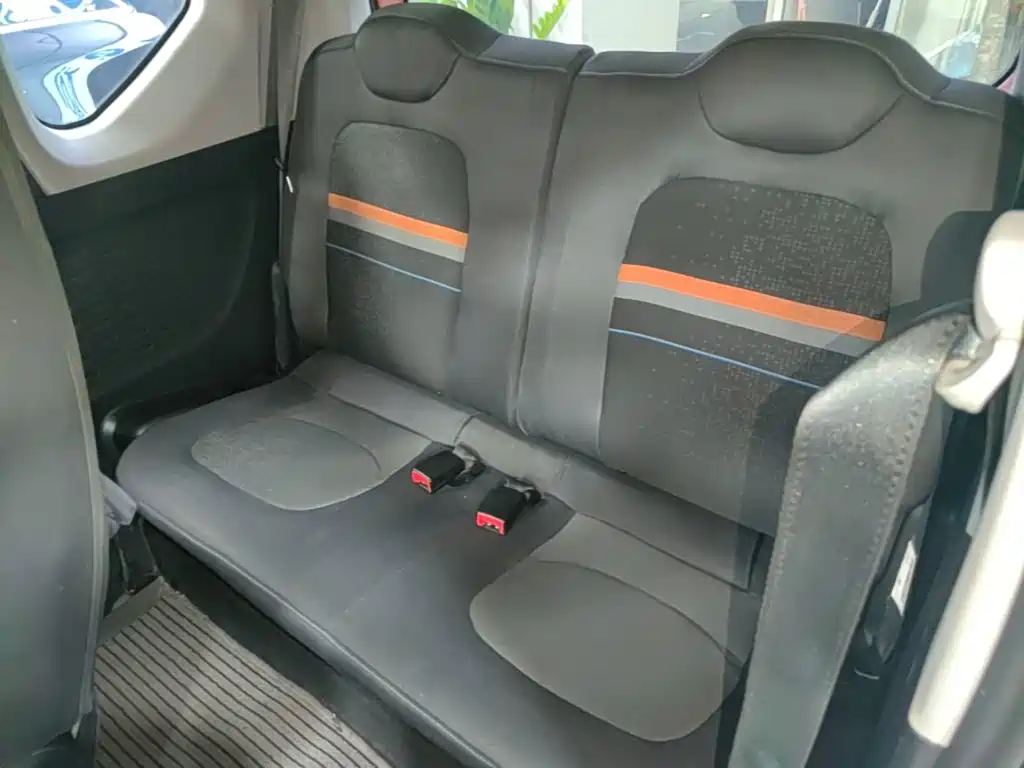 Wuling MINIEV — миниатюра 17
