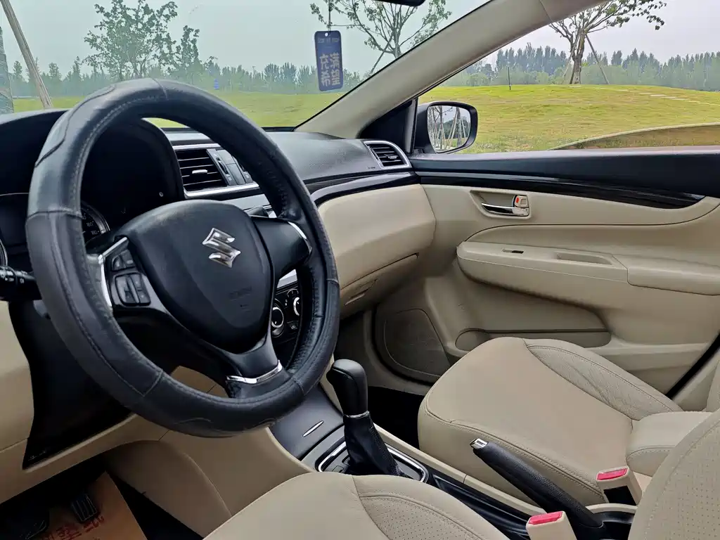 Suzuki Alivio — миниатюра 4