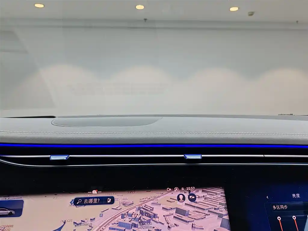 MERCEDES-BENZ EQS AMG