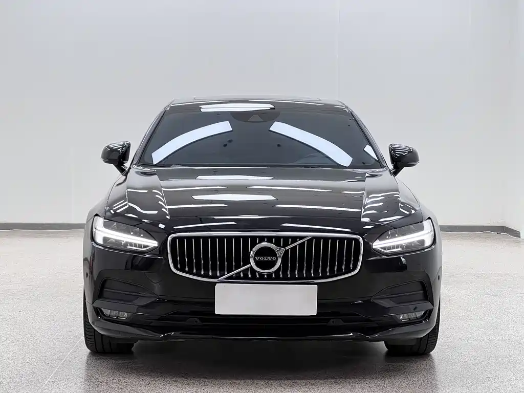 Volvo S90 2018 T4
