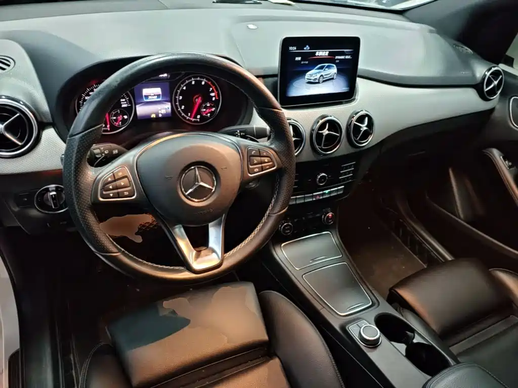 Mercedes-Benz B-Class — миниатюра 10