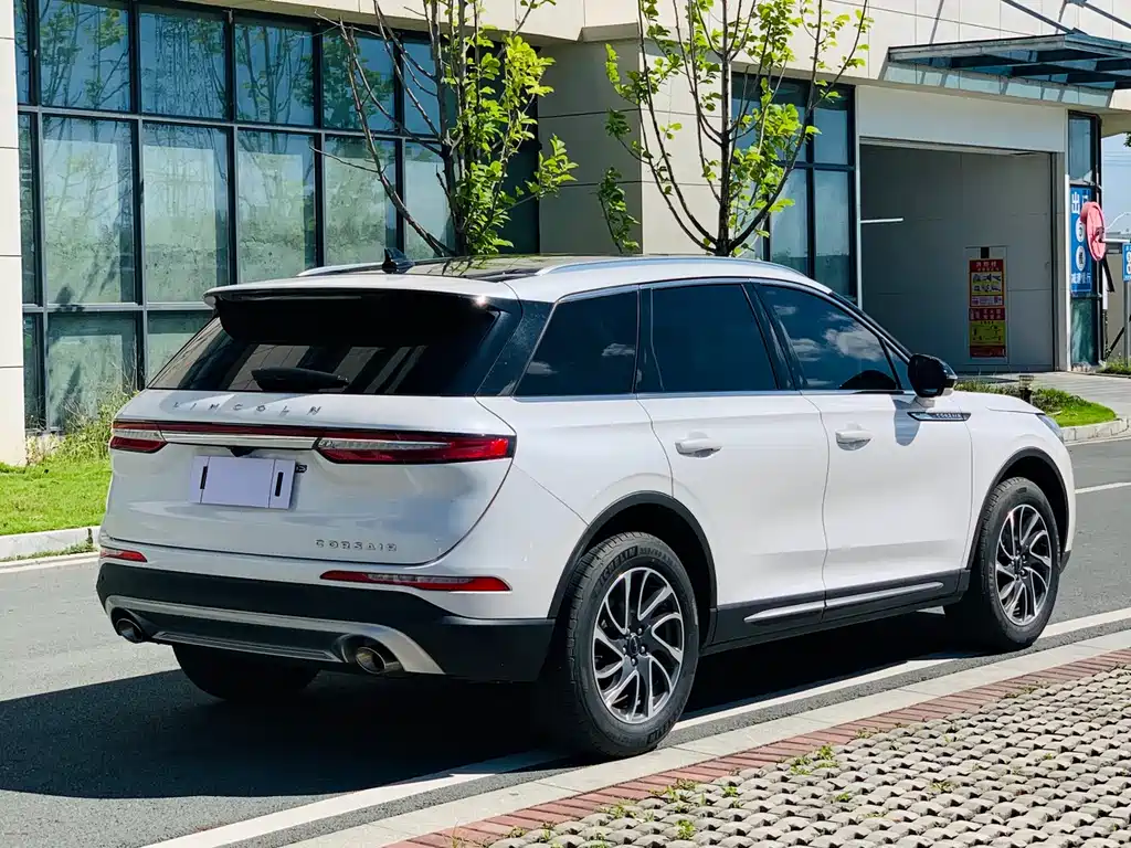 Lincoln Corsair 2022 2.0T Premium