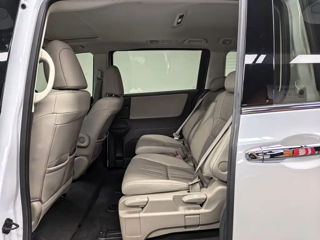 Honda Odyssey 2015 2.4L Luxury