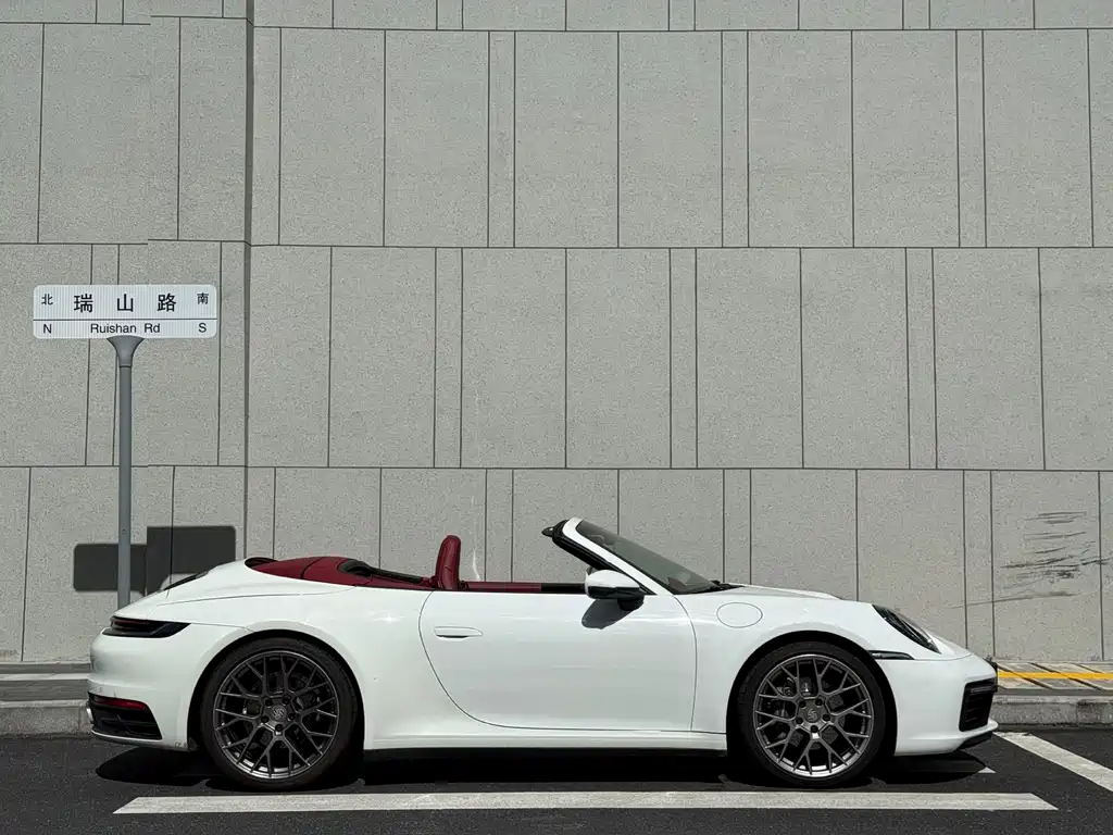 Porsche 911 2020 Carrera 4 Cabriolet 3.0T