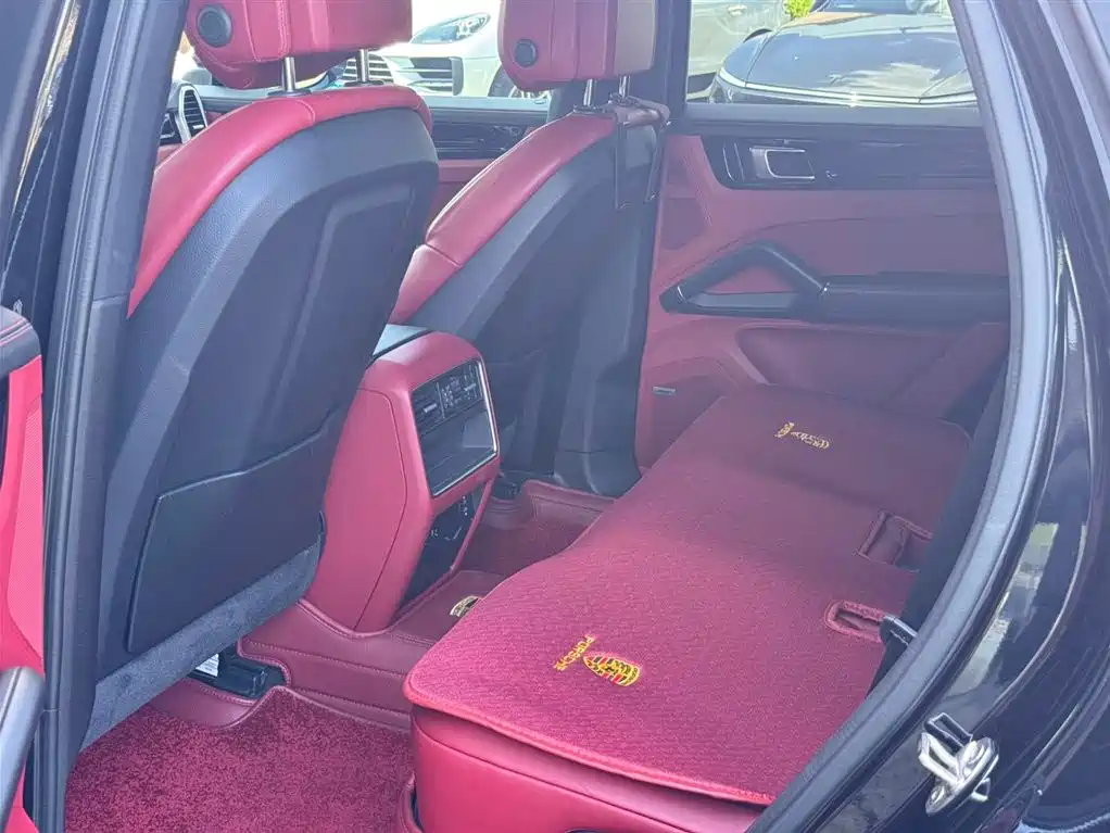 Porsche Cayenne 2019 Cayenne 3.0T