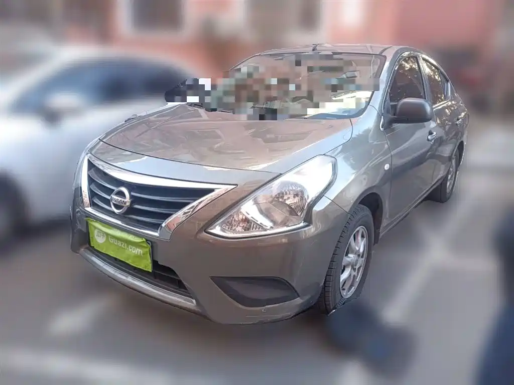 Купить Nissan Sunny