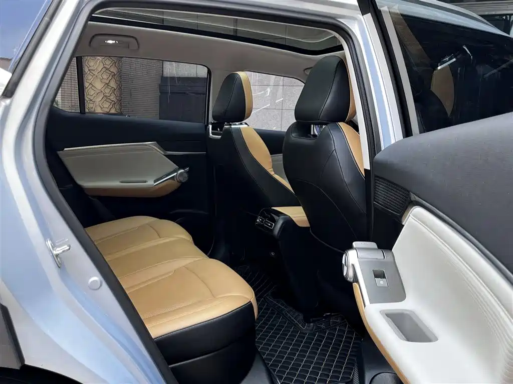 GAC Motor Shadow Cool — миниатюра 18