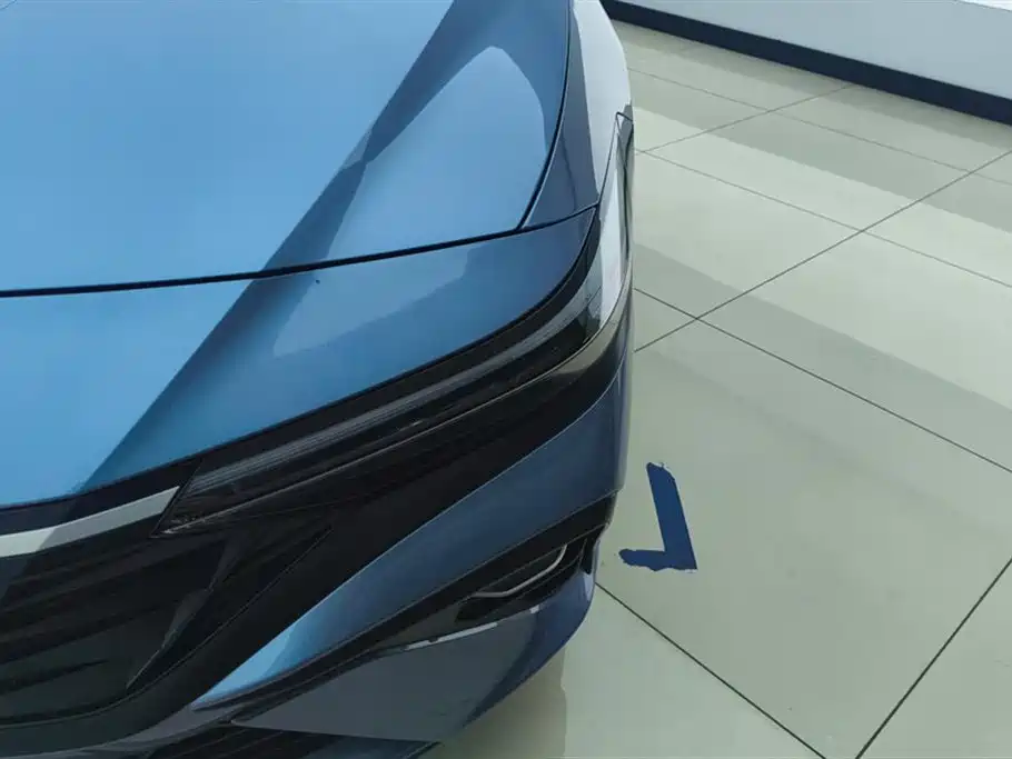 Hyundai Elantra 2023 1.5L CVT GLX Elite