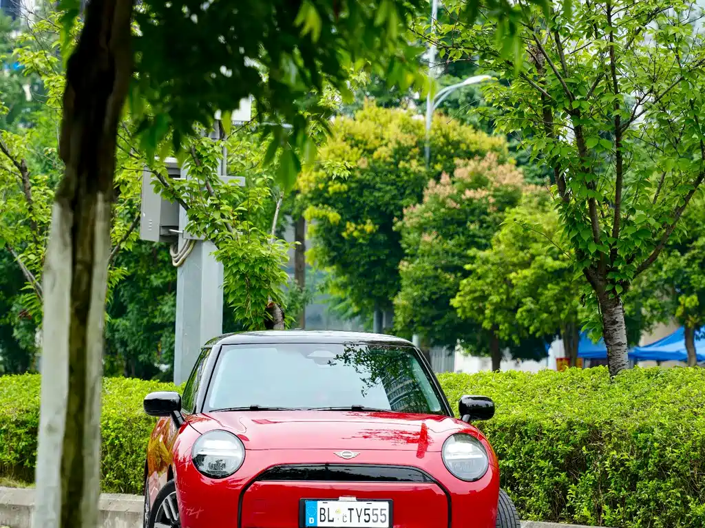 Mini COOPER 2025 456km COOPER E