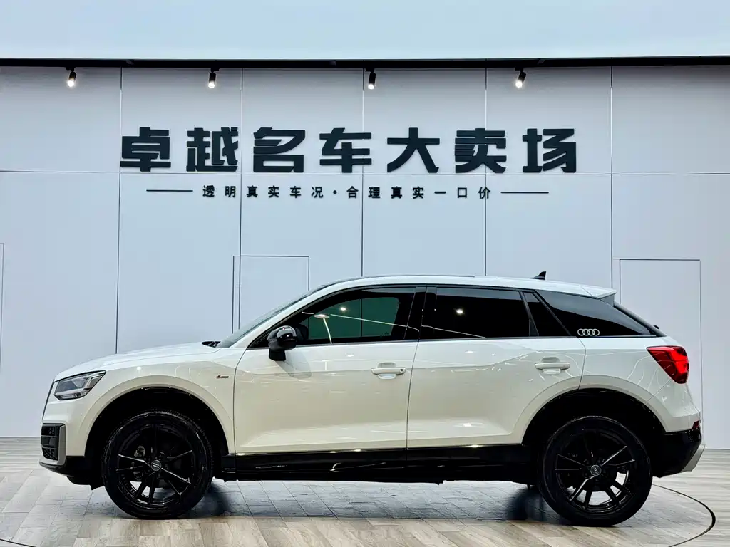 Audi Q2L 2018 35 TFSI Fashion V
