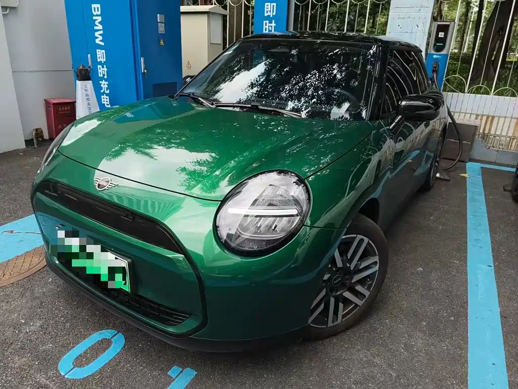 Mini COOPER 2025 456km COOPER E
