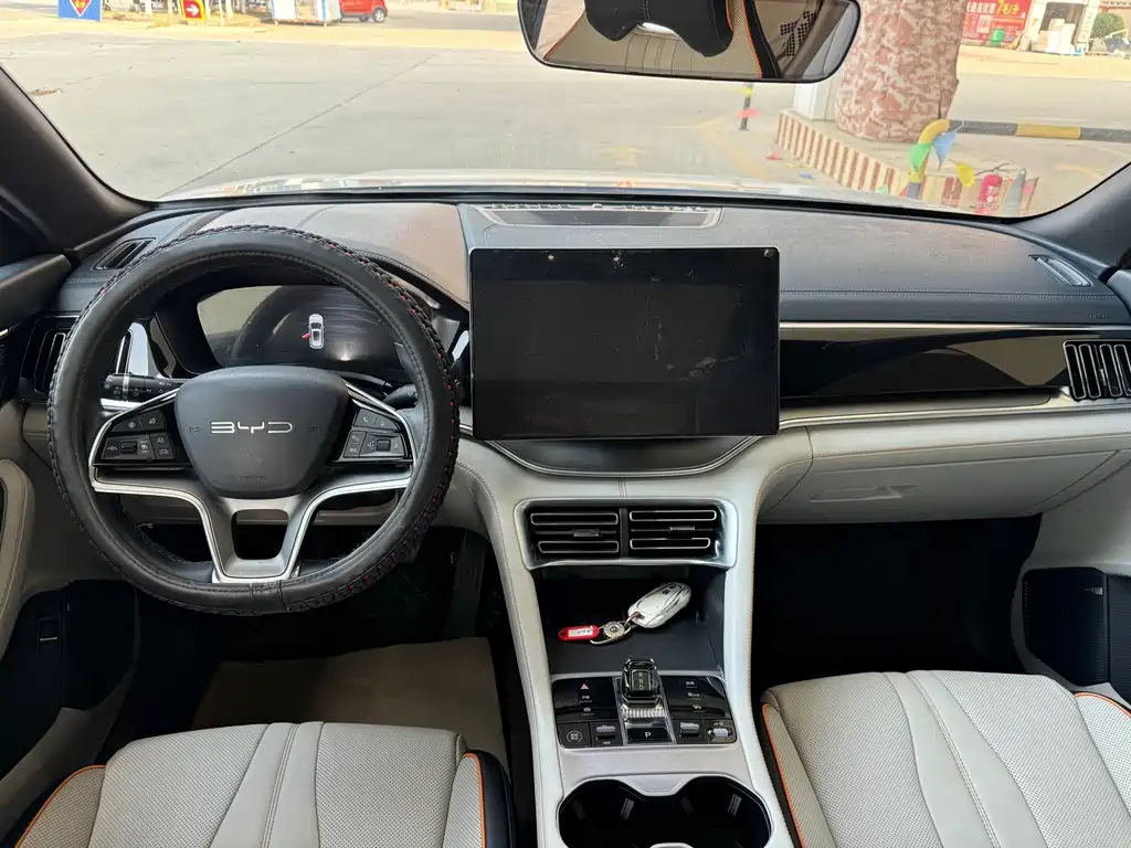 BYD Song Plus DM-i 2024 — фото 10