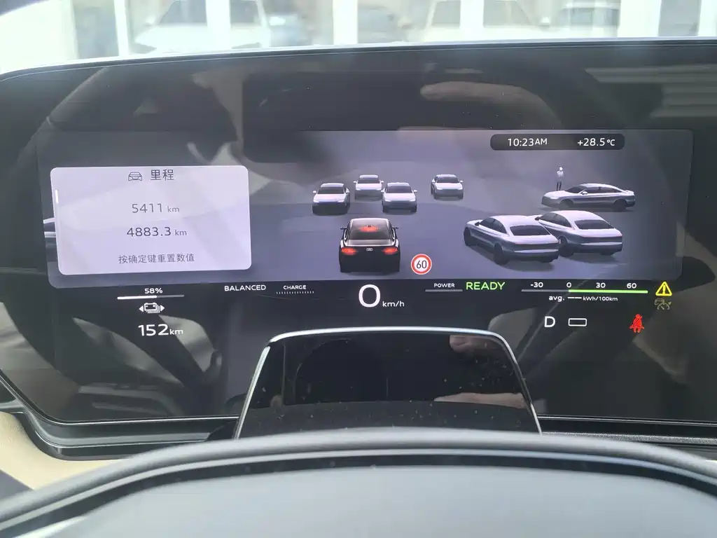 Audi A6L e-tron — миниатюра 7