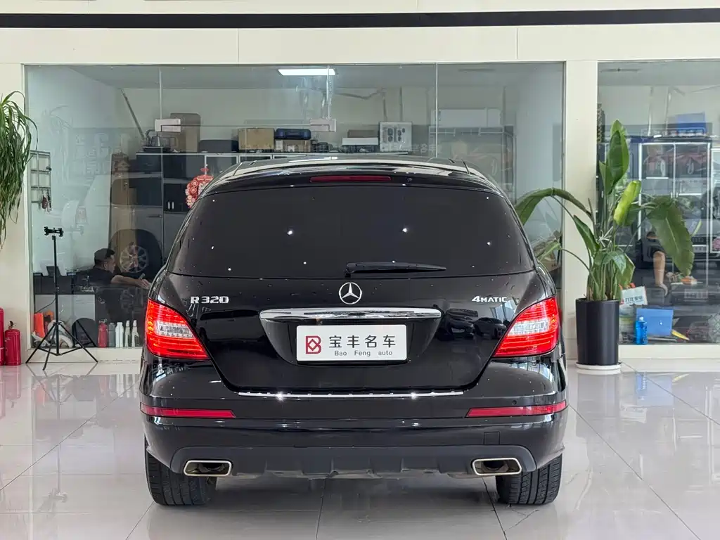 Mercedes-Benz R-Class — миниатюра 15