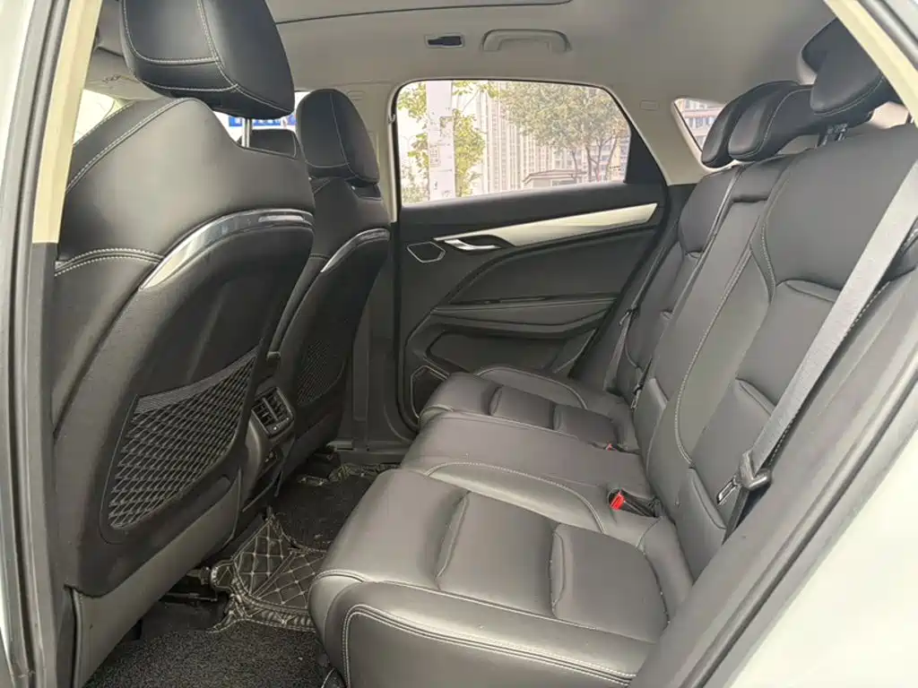 Geely Xingyue — миниатюра 17