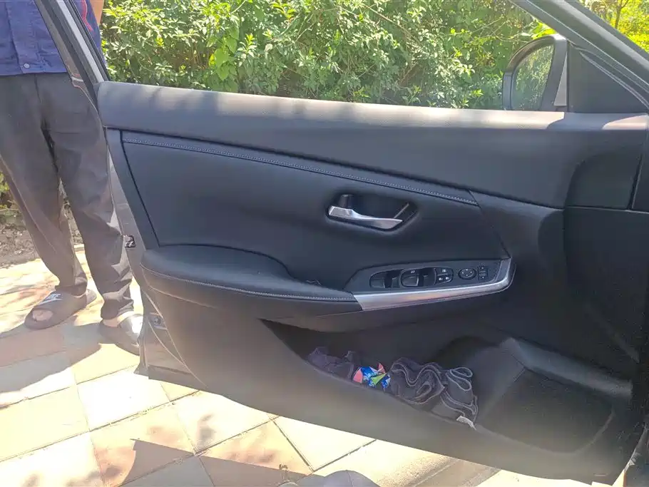 Nissan Sylphy 2021 1.6L XL CVT Enjoy