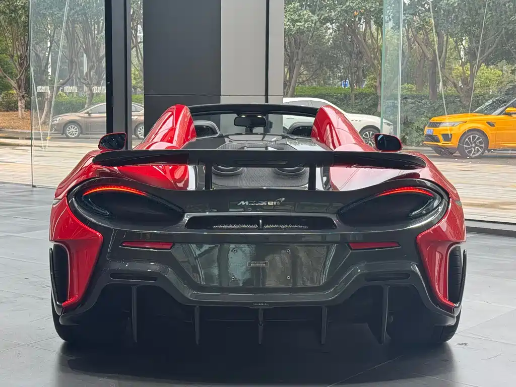 MCLAREN 600LT