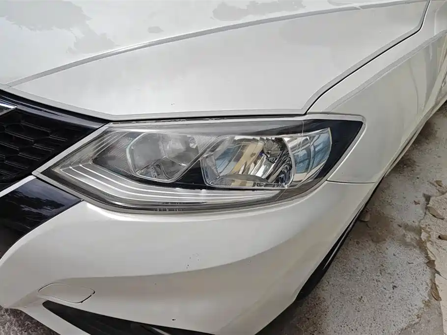 Nissan Tiida 2019 1.6L CVT V